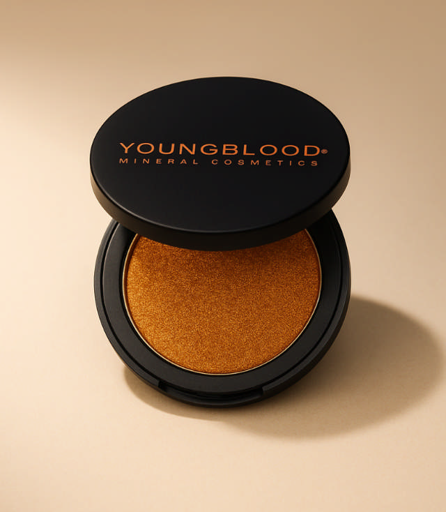 Youngblood Light Reflecting Highlighter Fiesta, 8 g.